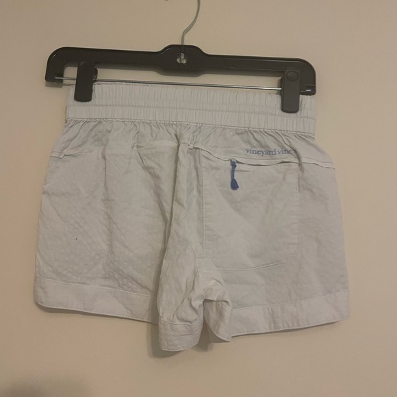 Vineyard vine shorts - Picture 2 of 2